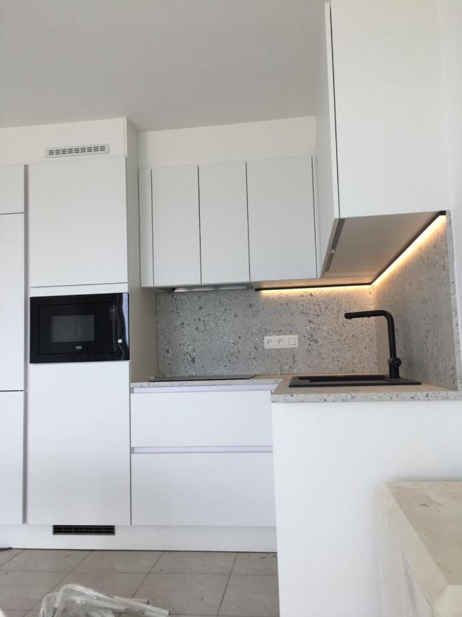 4 Pers Met Frontaal Zeezicht&privé Zwembad Appartement *