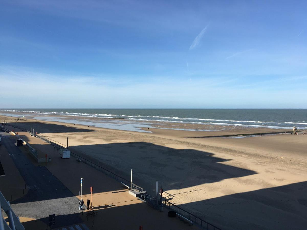 Appartement 4 Pers Met Frontaal Zeezicht&privé Zwembad *